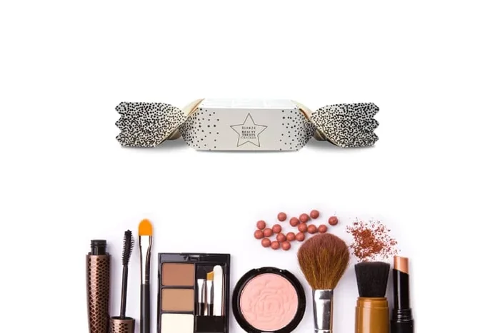 5pc Branded Makeup Cracker – Unwrap a Surprise!