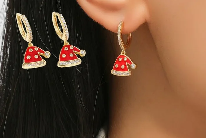 Adorable Gold Christmas Drop Earrings – 6 Enchanting Designs
