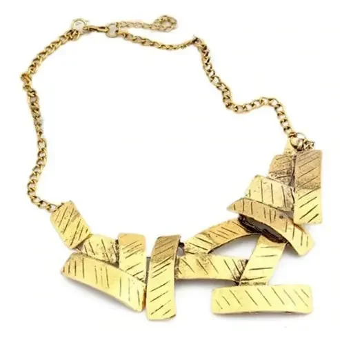 Artisan Carved Style Statement Necklace (Gold or Silver)