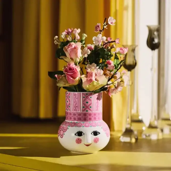 Bjørn Wiinblad Olga Vase, Pink, H 5.9″