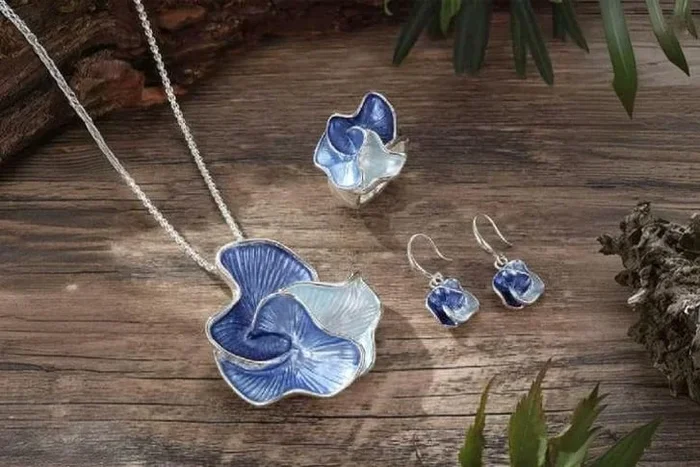 Colorful Geometric Petal Earrings, Rings and Pendants Set