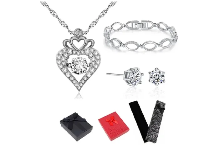 Dazzling Crystal Heart Tri-Set