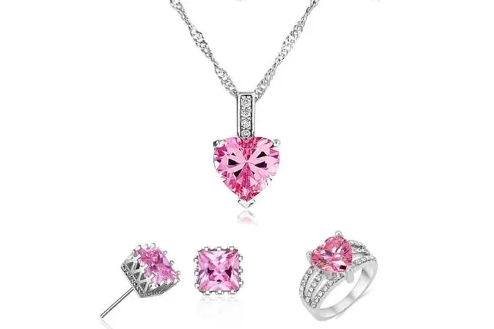 Dazzling Enchanting Heart Pink Zircon Tri-Set