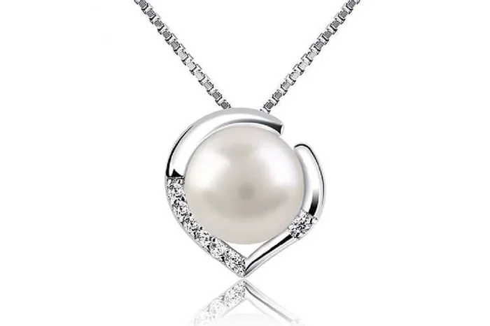 Dazzling Silver Pearl & Crystal Heart Necklace