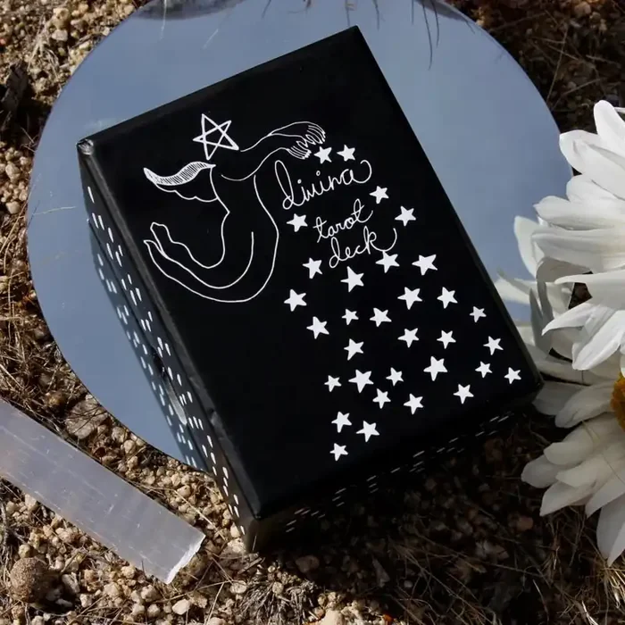 Divina Tarot Deck