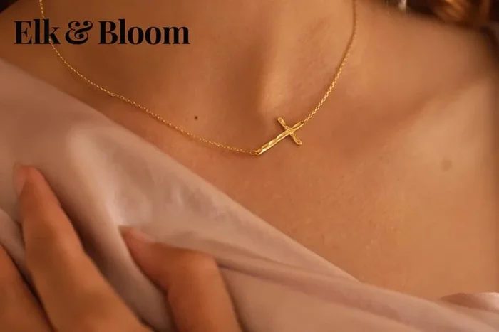 Elk & Bloom 14K Gold Plated Cross Pendant Necklace – Sterling Silver Adjustable Choker, Minimalist Jewellery Gift