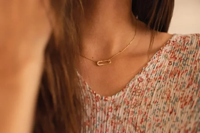 Elk & Bloom 14K Gold Safety Pin Necklace with Gift Box Option