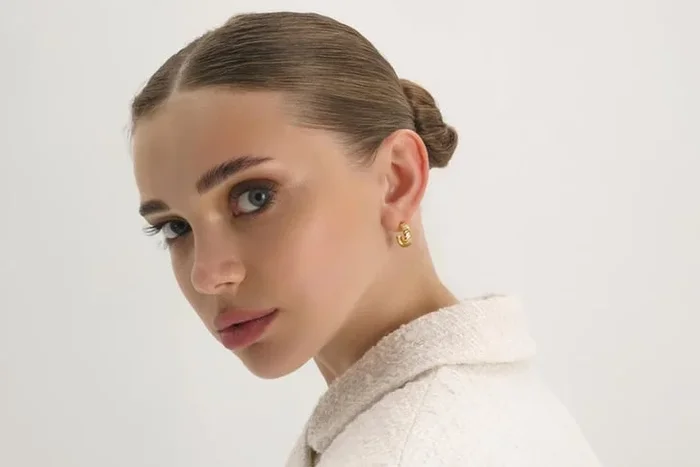 Elk & Bloom Chunky 14K Ribbed Gold Hoop Earrings