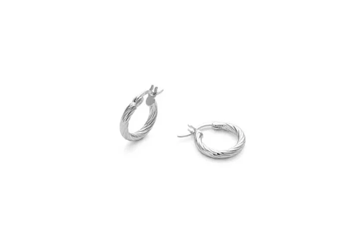 Elk & Bloom Sterling Silver Twist Hoop Earrings – Elegant and Gift-Ready!