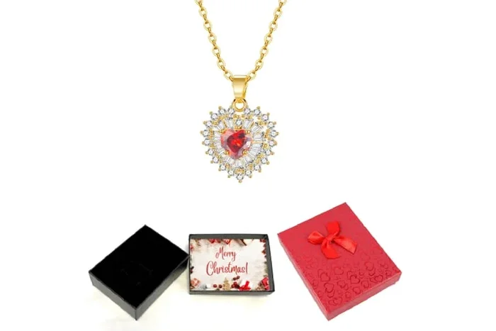 Exquisite Heart-Shaped Gold Necklace with Xmas Gift Box