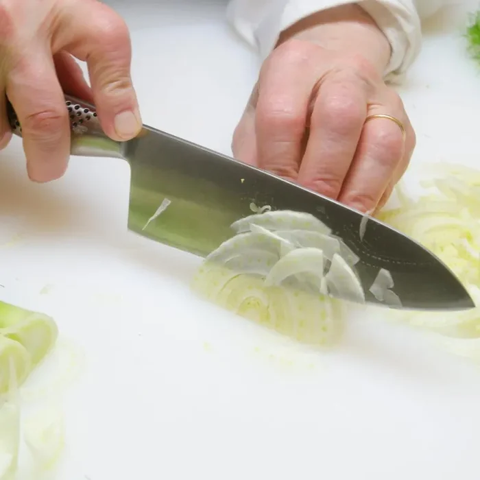 Global Classic Forged Heavyweight Chef‘s Knife