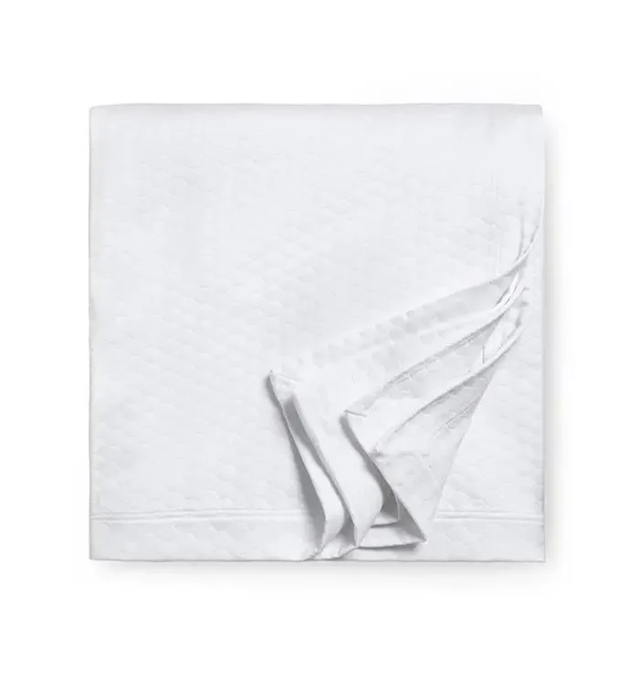 King Coverlet 114X100 – Favo Collection – By Sferra