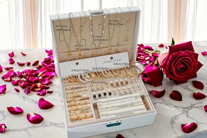 Lavish 56-Piece Gold Jewelry Set – Your Chic Choice with or without a Box