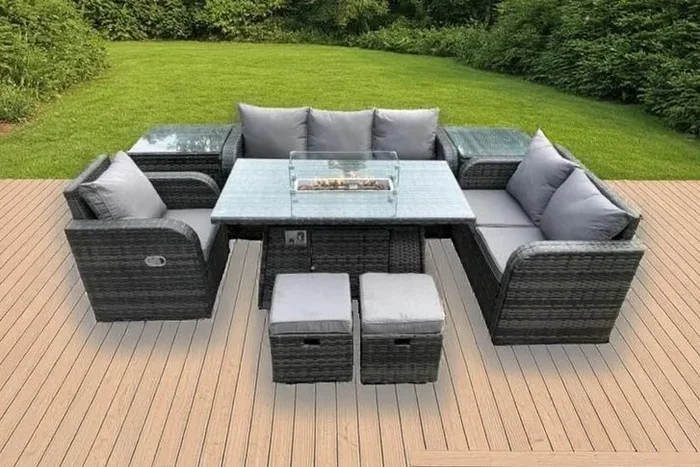 Luxurious Rattan Arc Armrest Sofa Set with Exclusive Firepit