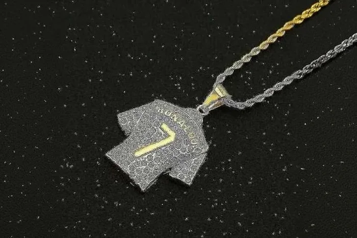 Men’s Ronaldo No.7 Hip Hop Jersey Pendant Necklace – Statement Sports Jewellery