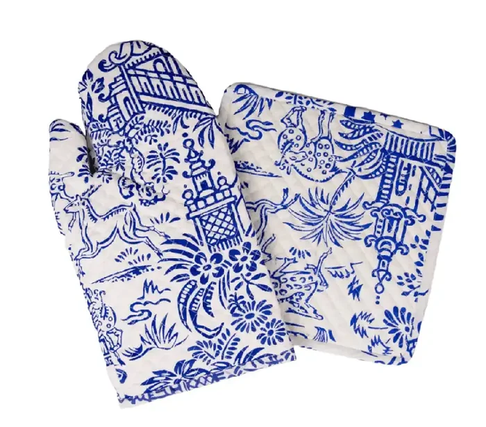 Pagoda Toile Blue & White Oven Mitts And Pot Holders Set – Caspari