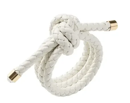 Rope Knot Napkin Ring in White – Kin Seybert