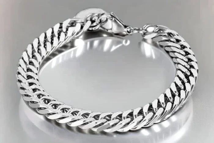 Sophisticated Men’s Double Curb Bracelet with Secure Lobster Clasp
