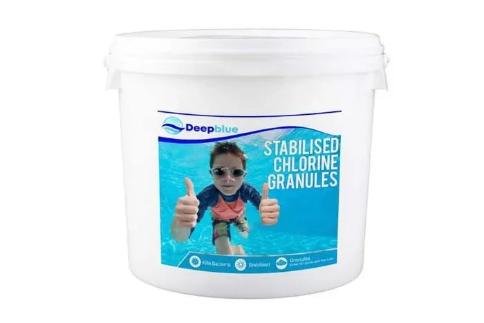 Stabilised Chlorine Granules for Pools & Spas – Rapid Dissolve, Neutral pH, Family Safe Water Treatment