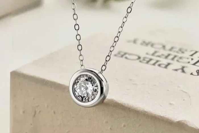 Sterling Silver 1.25ct Round Zircon Pendant Necklace – Adjustable Chain, Statement Jewellery