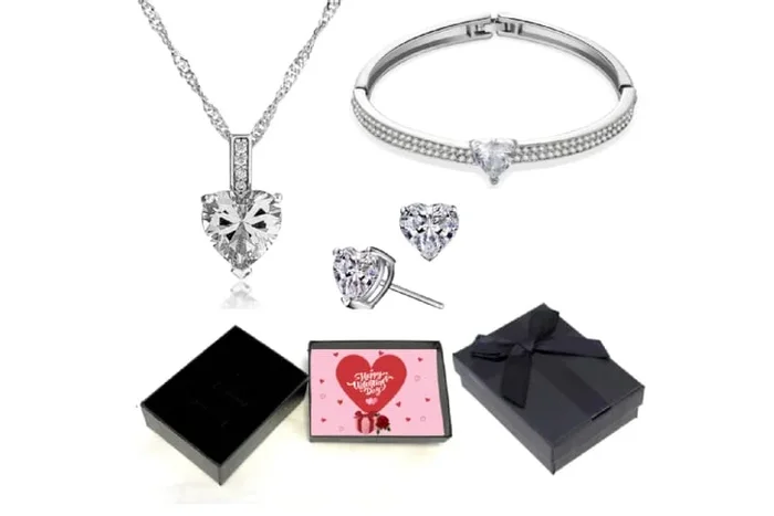 Stunning Jewelry Set & Valentine Gift Box