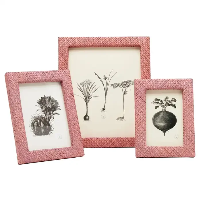 Uvita Woven Pandan Picture Frame (Vintage Rose)