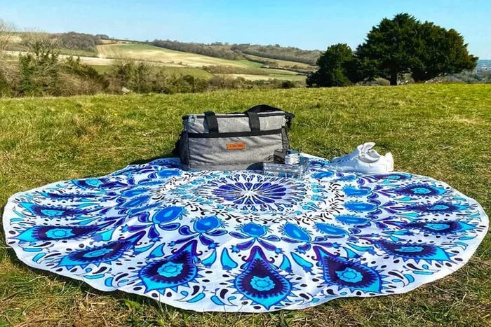 Vibrant Round Mandala Beach & Picnic Mat – Available in 3 Stunning Colors & 2 Pack Sizes