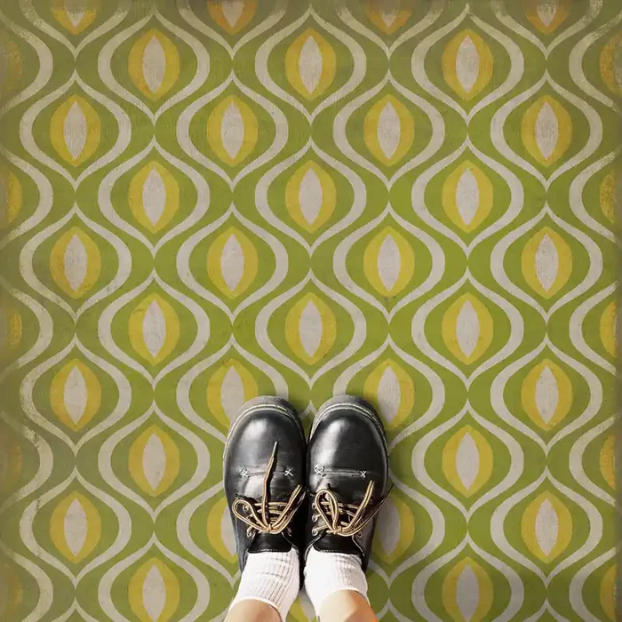 Vintage Vinyl Floorcloth Rug (Classic Pattern 15 Eye of Newt)