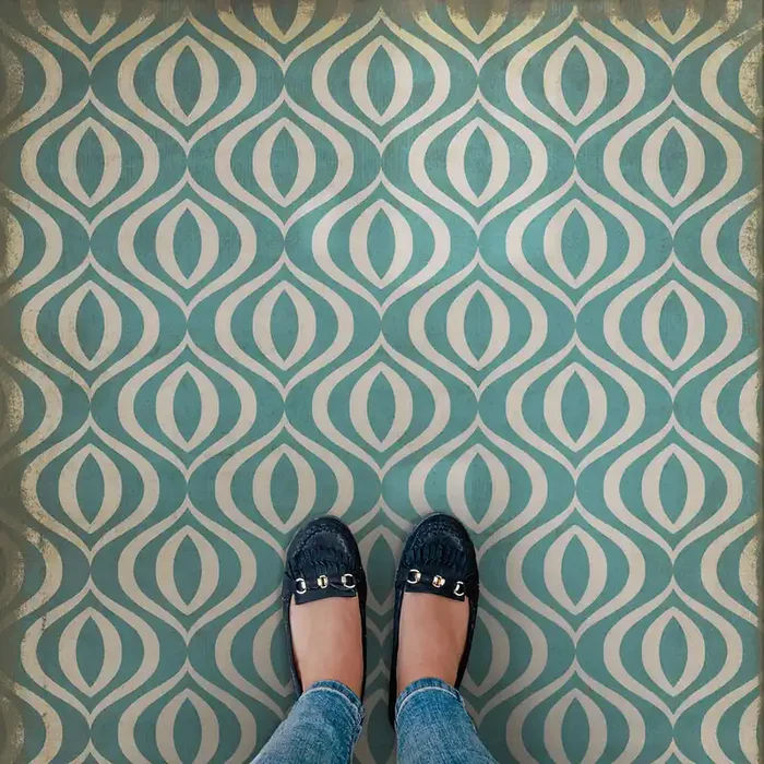 Vintage Vinyl Floorcloth Rug (Classic Pattern 15 Lithium)