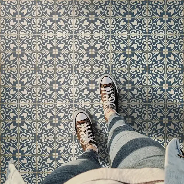 Vintage Vinyl Floorcloth Rug (Pattern 56 Lizzie Bennett)